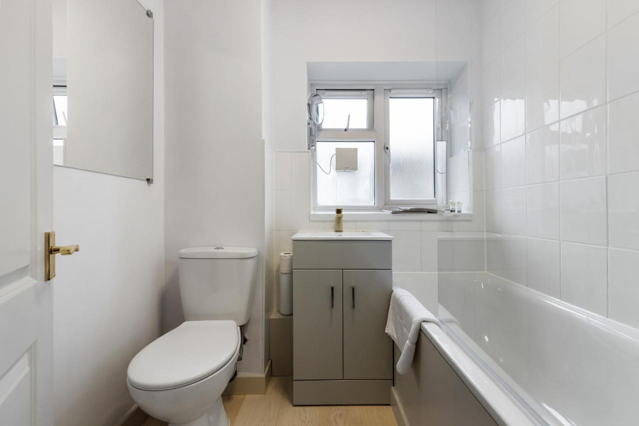 Apartamento Bright & Cosy Gem ~ Battersea Park View ~ King Bed Londres Exterior foto